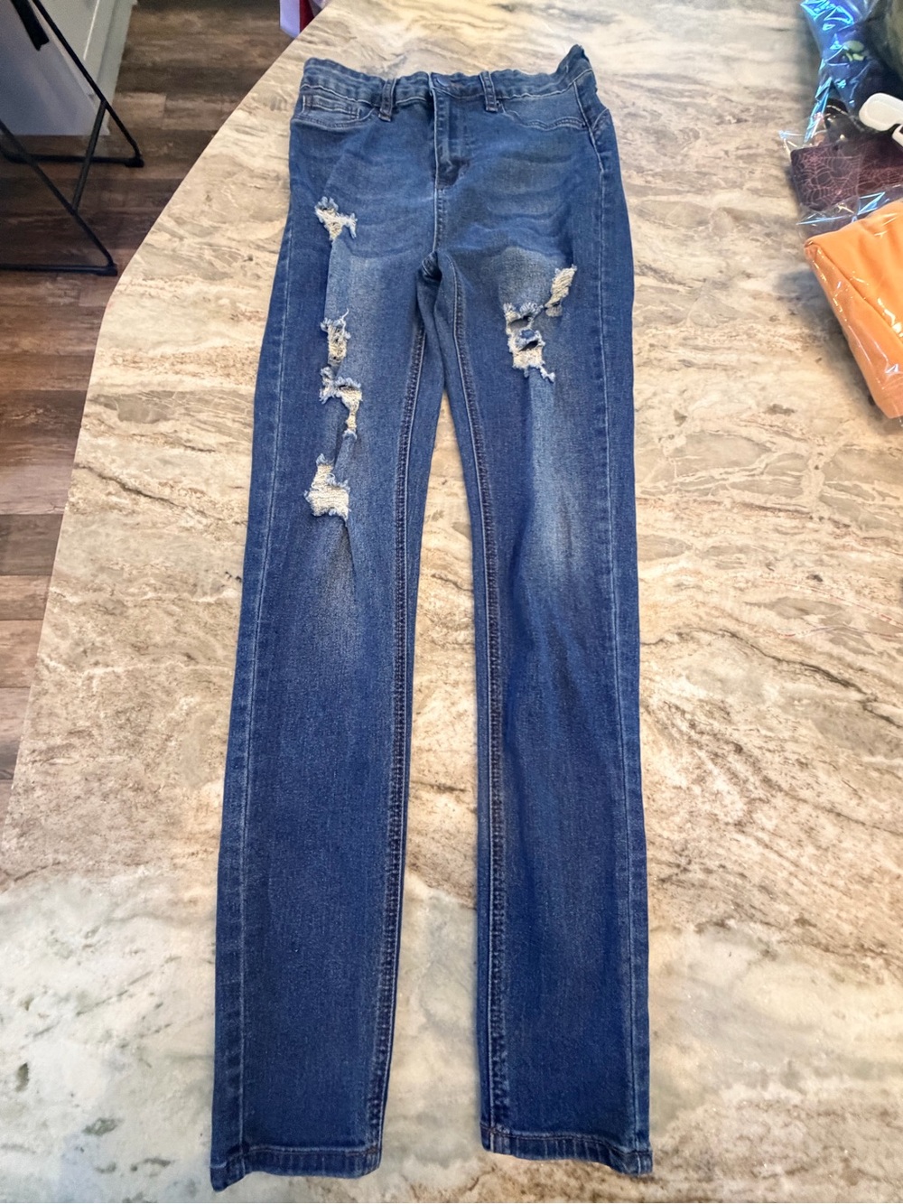 Fashion Nova Distressed Ripped Straight Leg Jeans Size 7 Blue